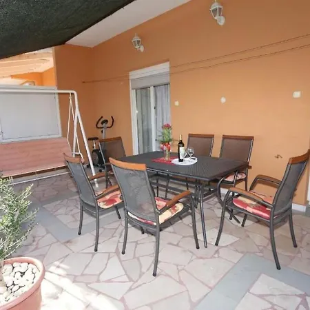 Dani Apartment *